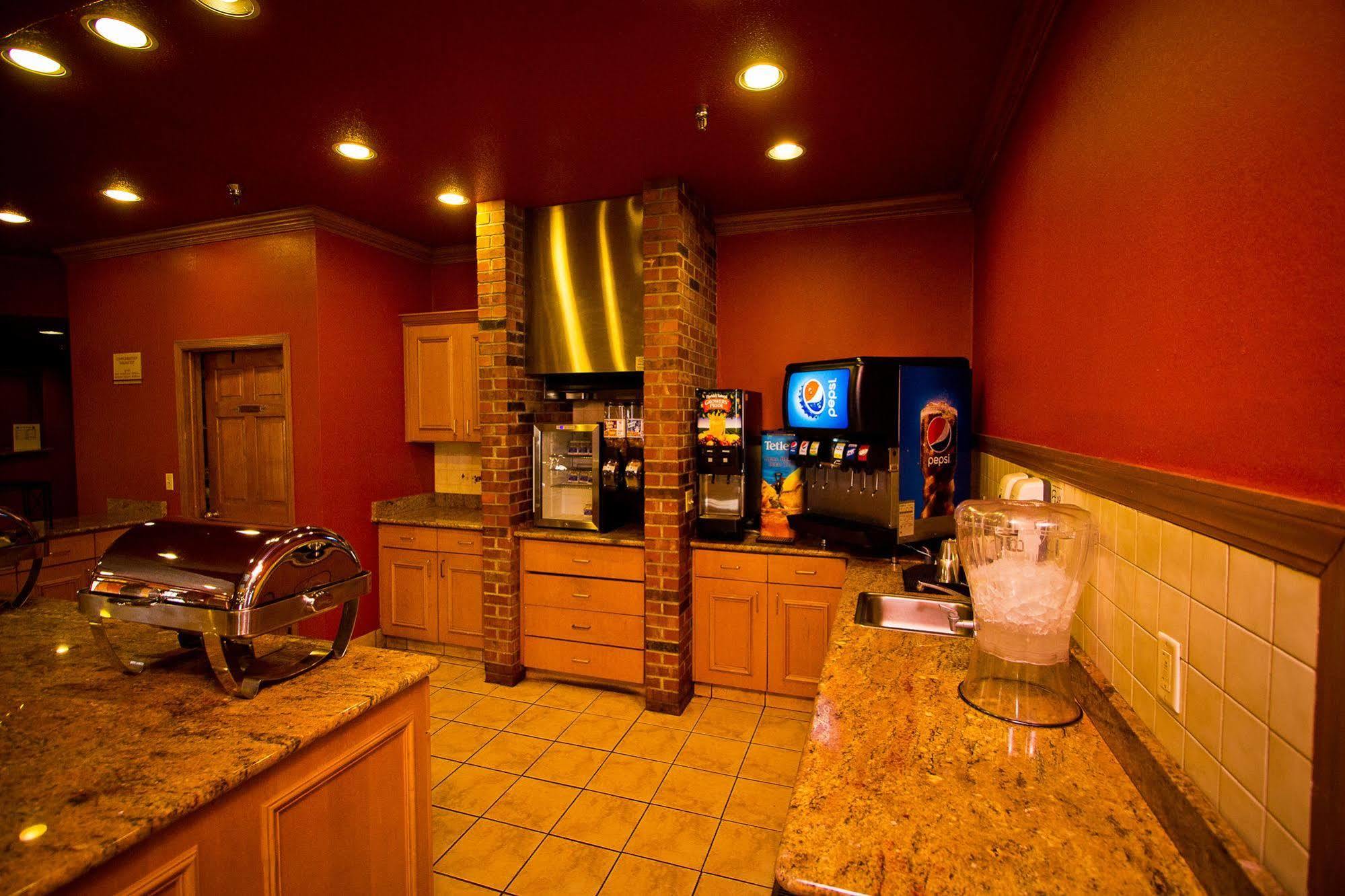 Suburban Extended Stay Hotel Omaha Ngoại thất bức ảnh
